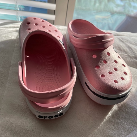 Pink Crocs - Picture 3 of 6